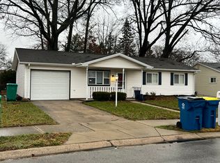 350 Imus Dr, Mishawaka, IN 46545