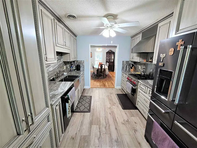 481 Autumn Trail Cv — Photo 3