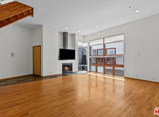 343 Rennie Ave APT 7, Venice, CA 90291