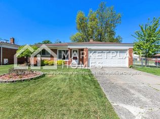 25161 Patricia Ave, Warren, MI 48091