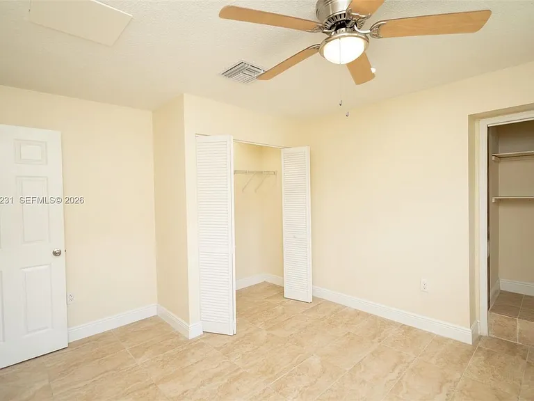 5613 Pierce St #1 — Photo 35