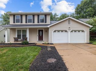 213 Brookmont Farm Ct, Ballwin, MO 63021