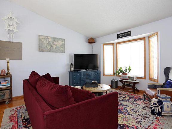 3rd image of 756 Kirche Hill Dr