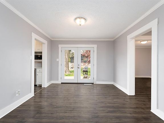 4th image of 521 Hill Ave