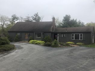 30 Trinity Ave, Worcester, MA 01605