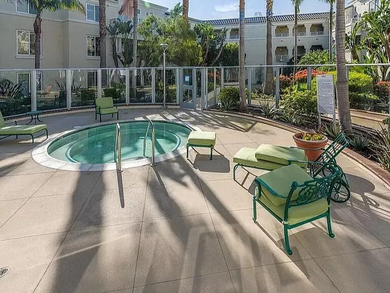 Tradewinds Dr — Photo 46