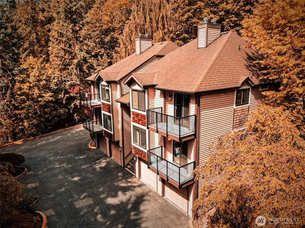 17424 NE 88th Place #B24, Redmond, WA 98052