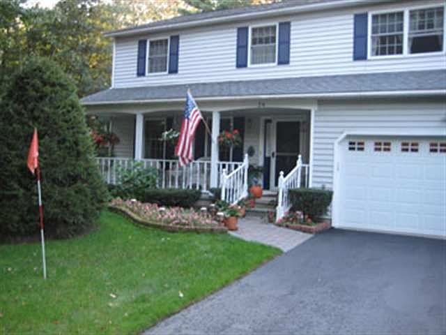 1st image of 24 Esopus Dr