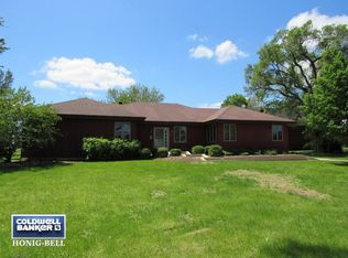 1925 Harvey Rd, Oswego, IL 60543