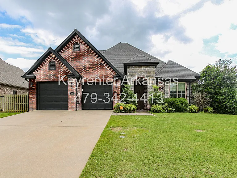 3805 Gemstone Blvd — Photo 1