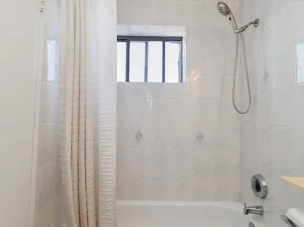 23-22 30th Road image 21 of 37