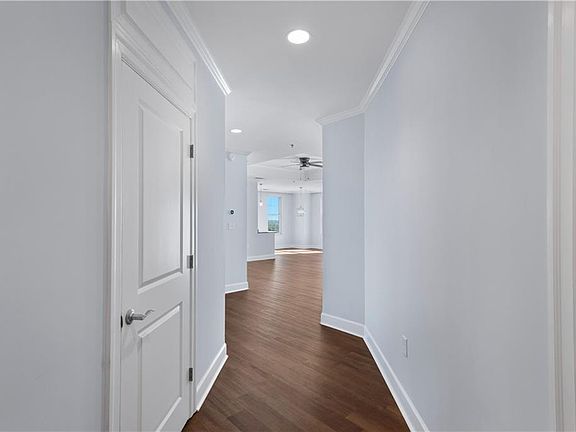 4th image of 325 E Paces Ferry Rd NE APT 1605