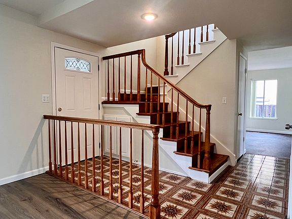 5th image of 1348 Cabrillo Ave