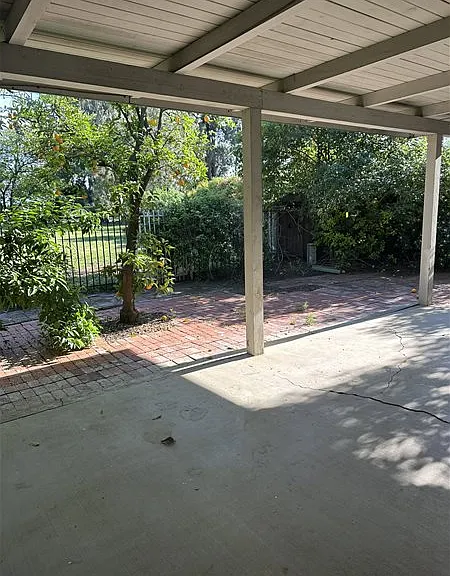 1826 Alameda Ave — Photo 16