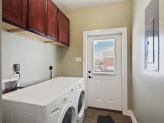 5th image of 6034 Saint Anthony Ave