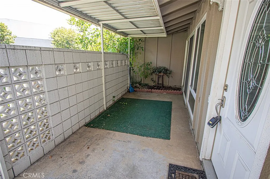 2 bed, 953 sqft, $2,900 — Photo 3