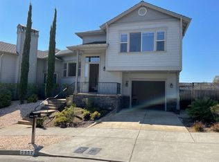 5957 Vista Rdg, Santa Rosa, CA 95409