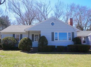 77 Sunnybrook Rd, Springfield, MA 01119