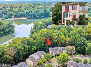 15769 Viewpoint Cir, Dumfries, VA 22025