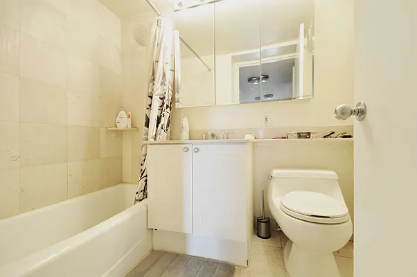 Rented by Compass | media 38