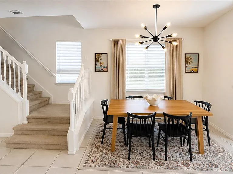 2441 Dubai St — Photo 3