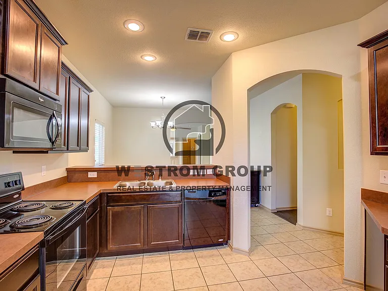 10953 Caldwell Ln — Photo 17