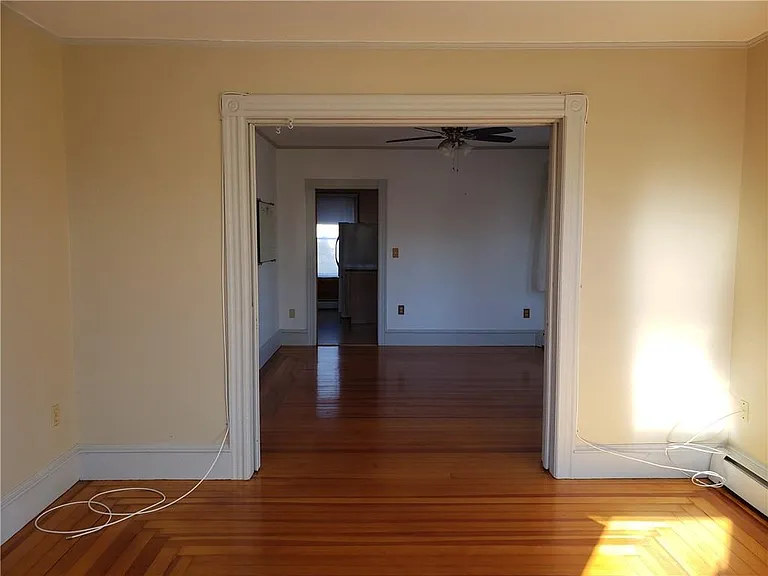 40 E Barrows St #2 — Photo 9