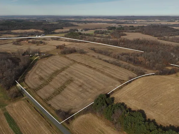 W26598 Drangstveit Ln, Eleva, WI 54738