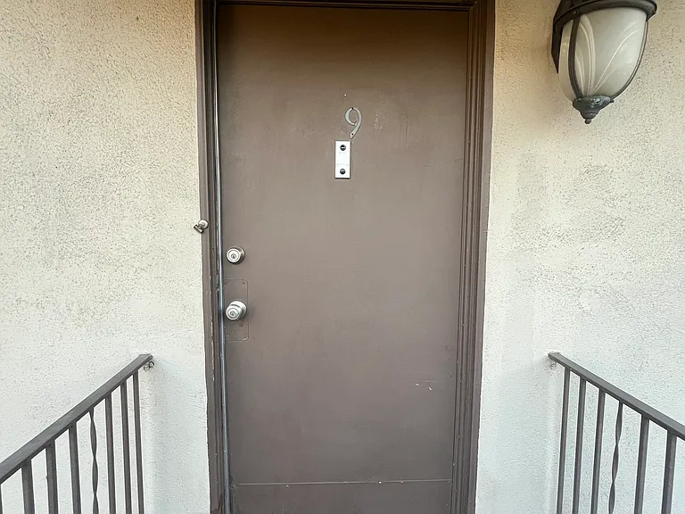 690 W San Jose Ave — Photo 12
