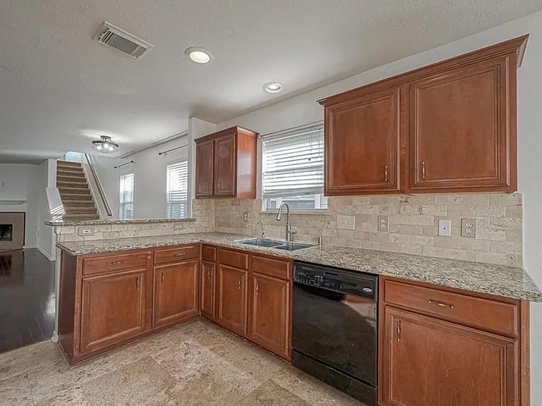 10819 Waterfern Ct — Photo 6