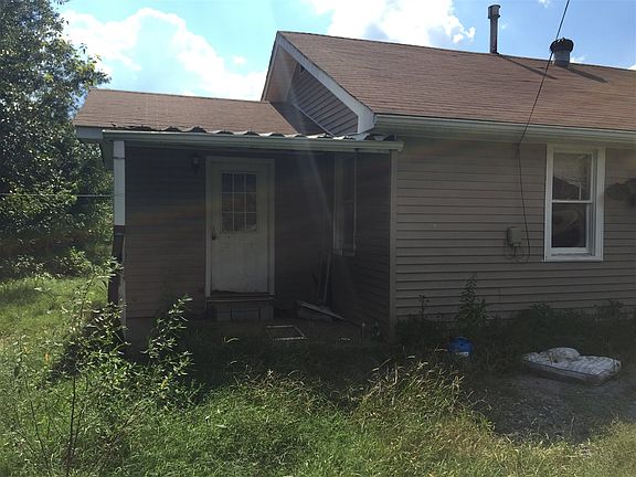 3rd image of 1546 W Vine St