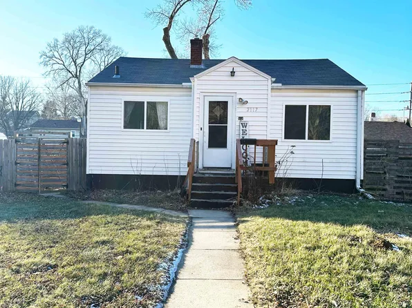 2117 Virginia St, Sioux City, IA 51104