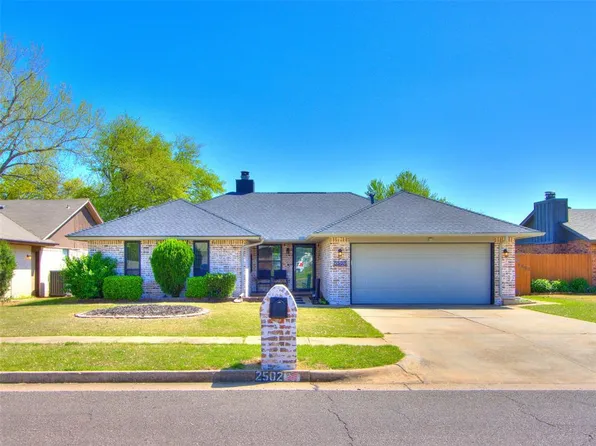 2502 Countrywood Ln, Edmond, OK 73012
