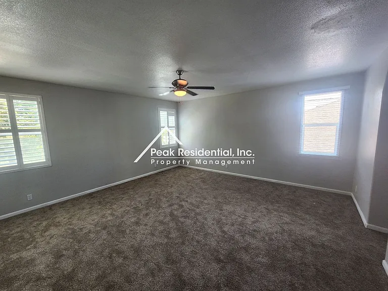 1119 Green Ridge Dr — Photo 22
