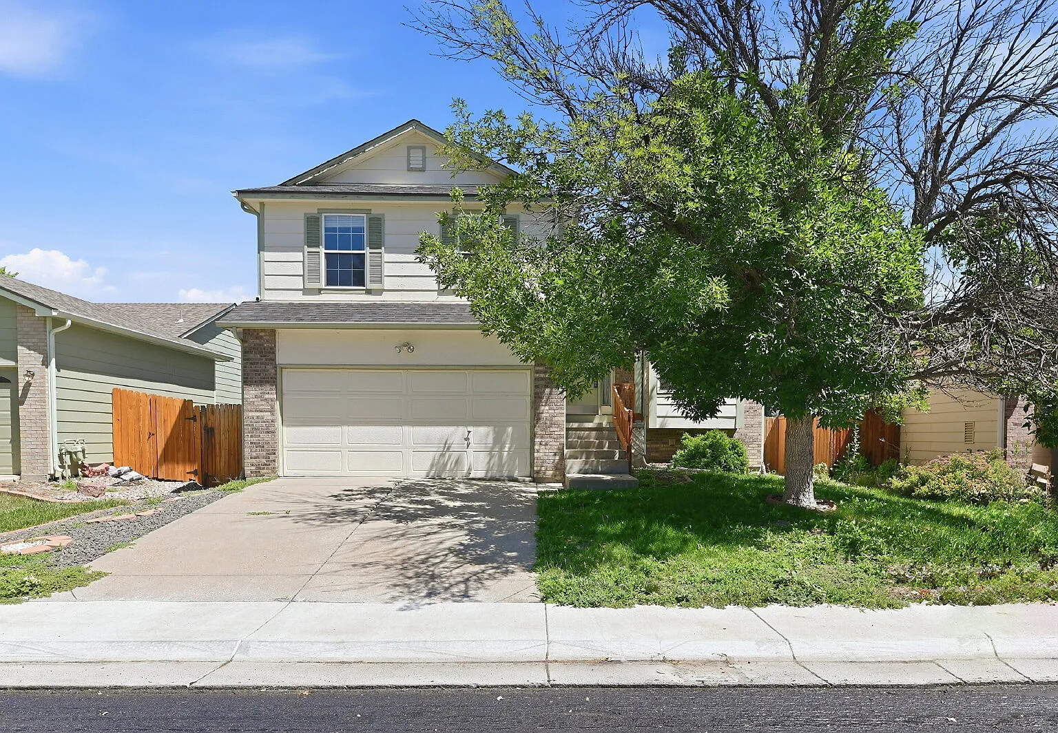 4 bed, 2.0 bath, 1456 sqft, $2,891 — Photo 1