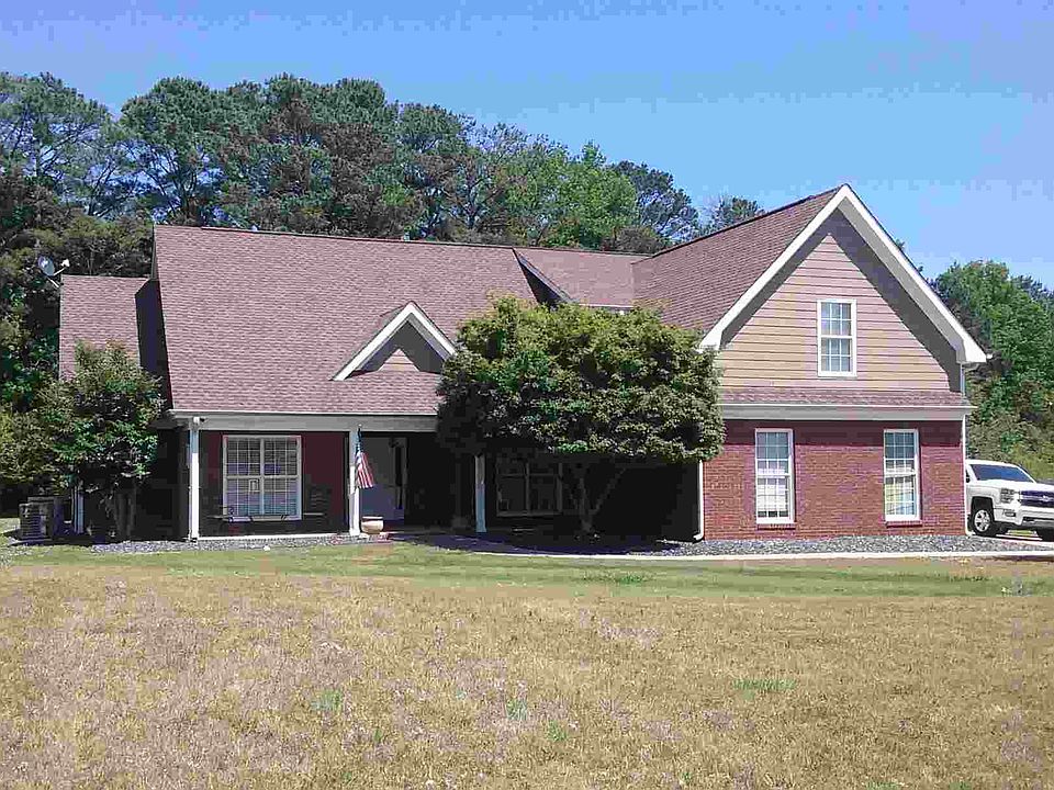 2nd image of 176 River Park Cir