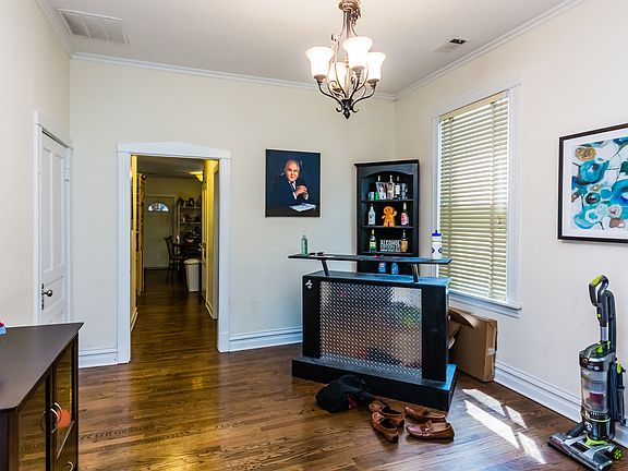 4th image of 1829 N Hermitage Ave #2