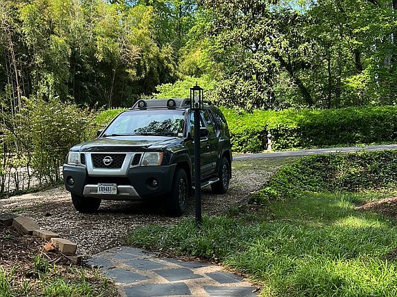 Can accommodate 4 cars comfortably