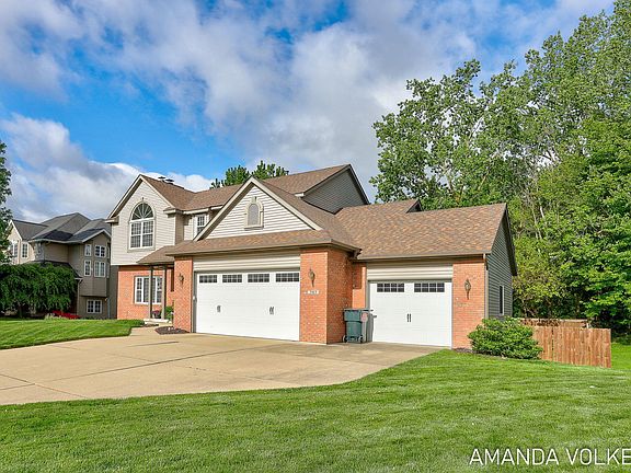 2nd image of 3969 Shorewood Ct SW