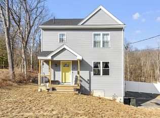 36 Pine St, Dudley, MA 01571