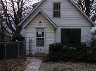 1184 E Court St, White Cloud, MI 49349