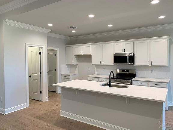 2nd image of 4854 Bonneville St #19-D