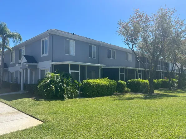 18138 Paradise Point Dr, Tampa, FL 33647