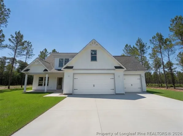 215 Whispering Rdg, West End, NC 27376