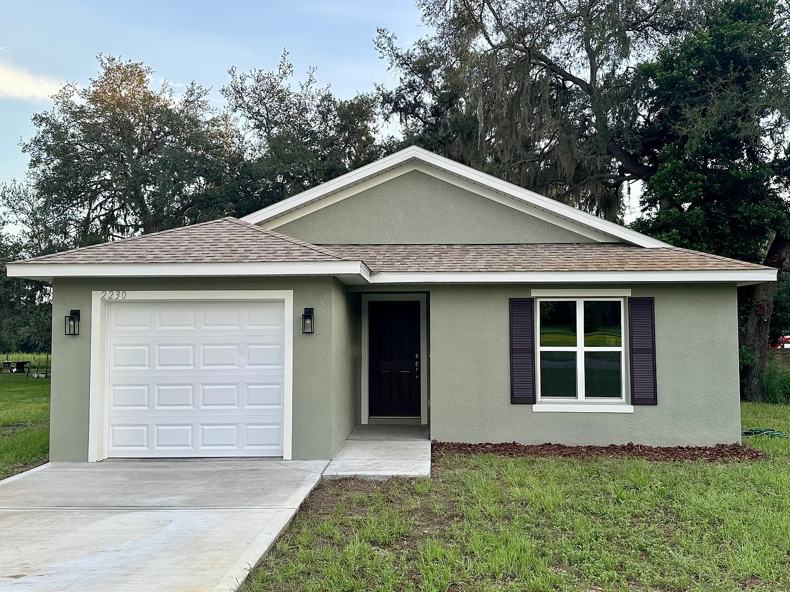 3 bed, 1281 sqft, $2,025 — Photo 2