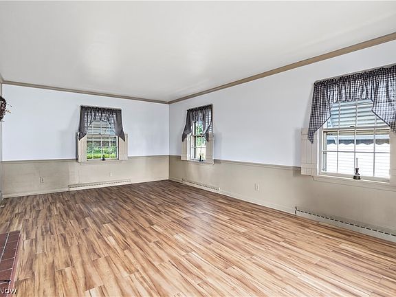 5th image of 125 Yale Ave