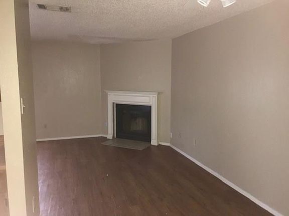 4th image of 6912 Branchwood Dr