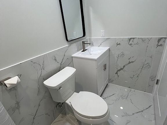 5th image of 4029 Powelton Ave Room 3F-1