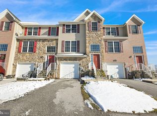 4263 Board Rd, Manchester, PA 17345