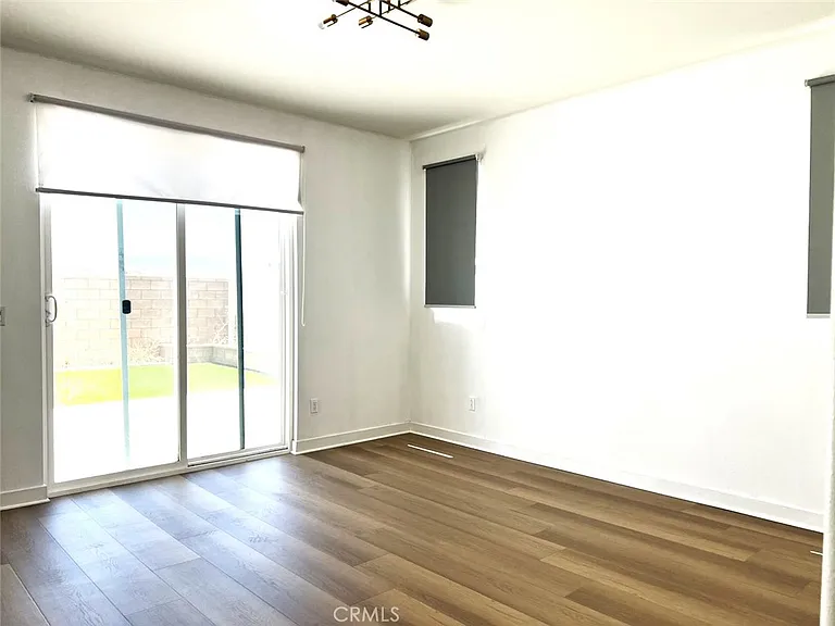 2437 Crater Ave — Photo 4
